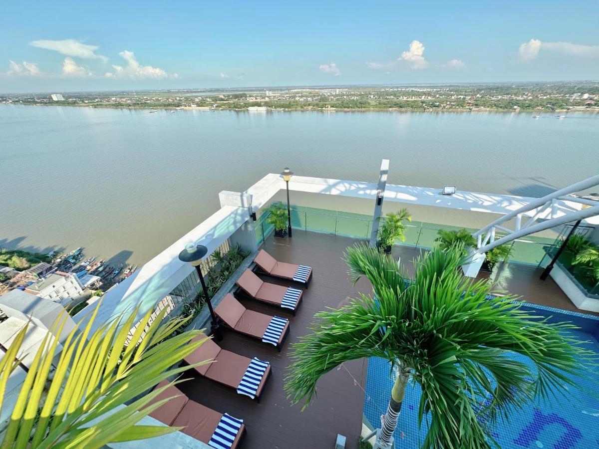 Infinity 28 Hotel And Residence Phnom Penh Bagian luar foto