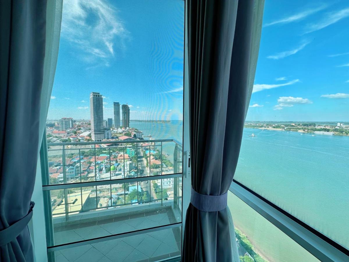 Infinity 28 Hotel And Residence Phnom Penh Bagian luar foto