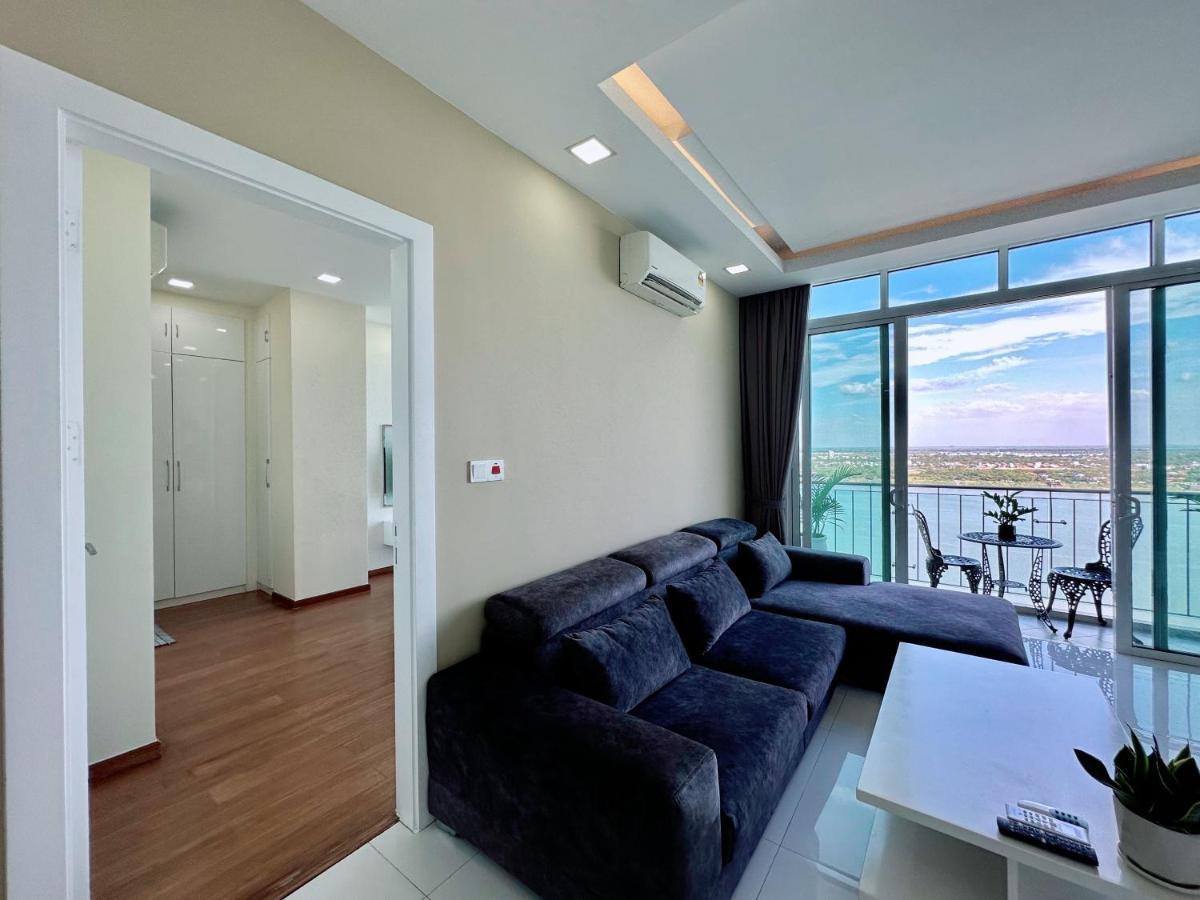 Infinity 28 Hotel And Residence Phnom Penh Bagian luar foto