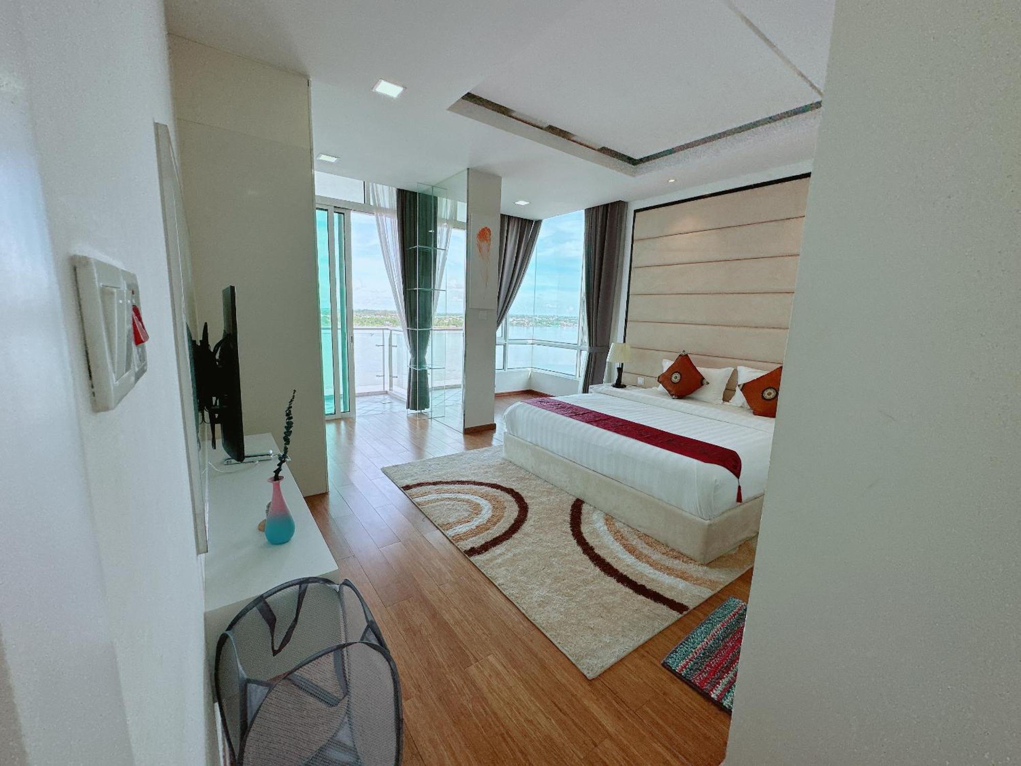 Infinity 28 Hotel And Residence Phnom Penh Bagian luar foto